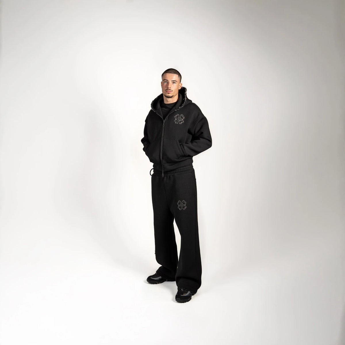 CLOVERS TRACKSUIT