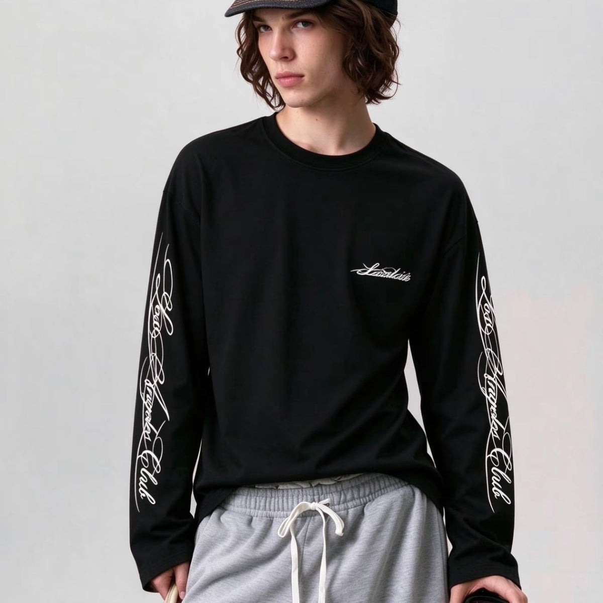 SCRIPTED LONGSLEEVE